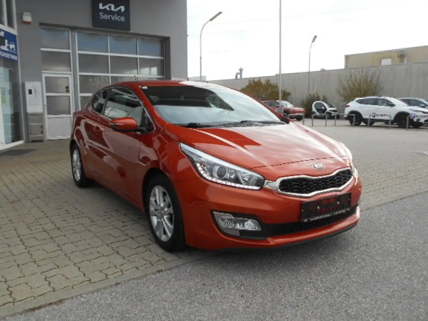 Kia ProCeed / pro_cee'd pro cee'd 1,6 GDI CVVT ISG Active Pro Orange - 2