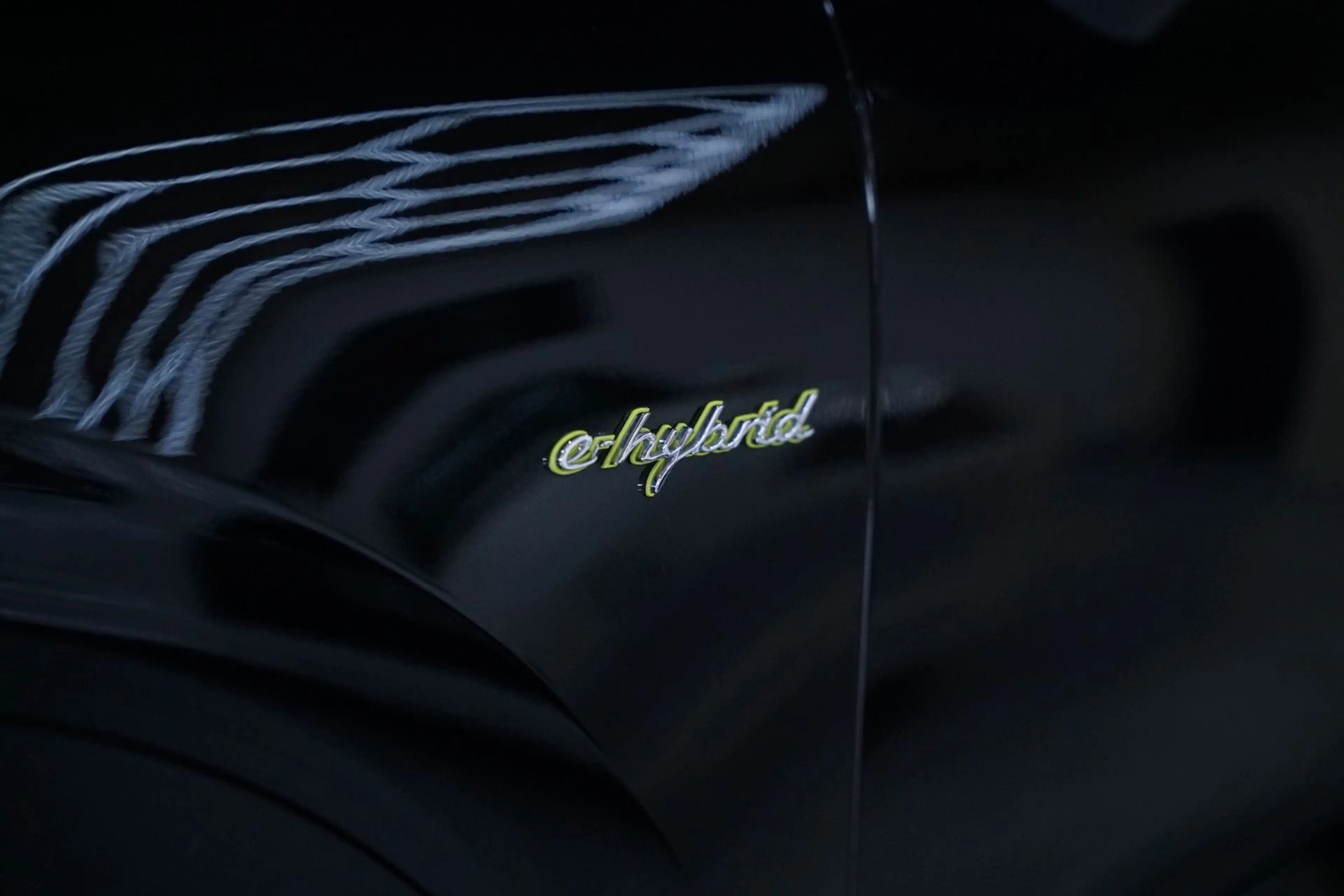 Porsche Cayenne E-Hybrid*Sport-Chrono*Kamera*AHK*4-Wege* — photo 3