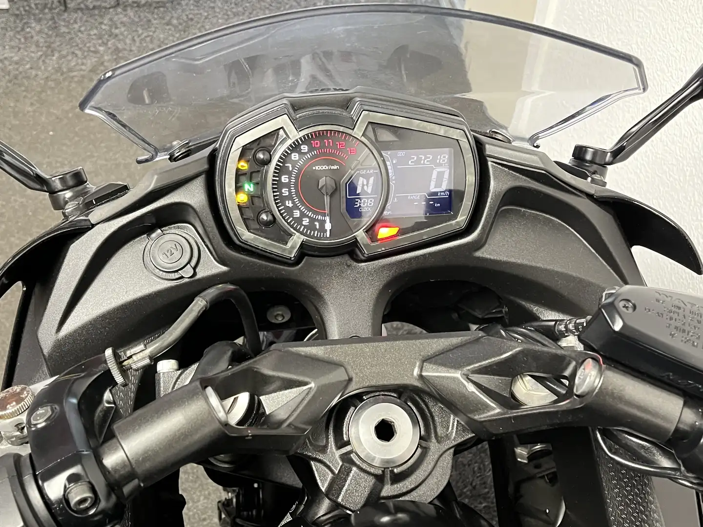 Kawasaki Ninja 650 Negro - 2