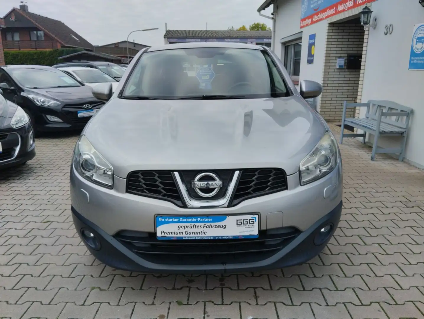 Nissan Qashqai 1.5 TÜV-AU 01-2028 Silber - 2