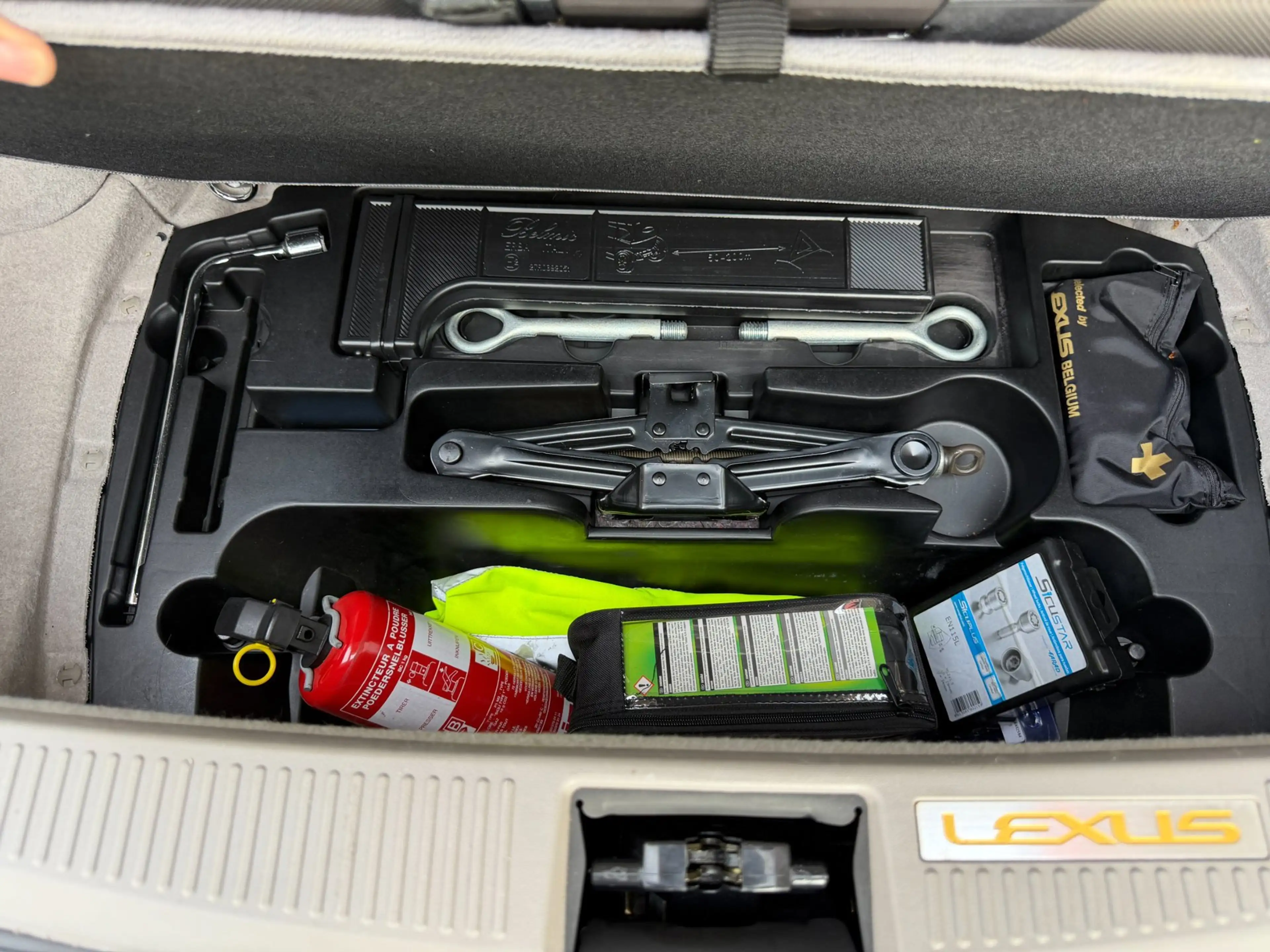 Lexus SC 430 4.3 V8 Automaat, Leer, Navi, Mark levinson, Elektr — photo 21