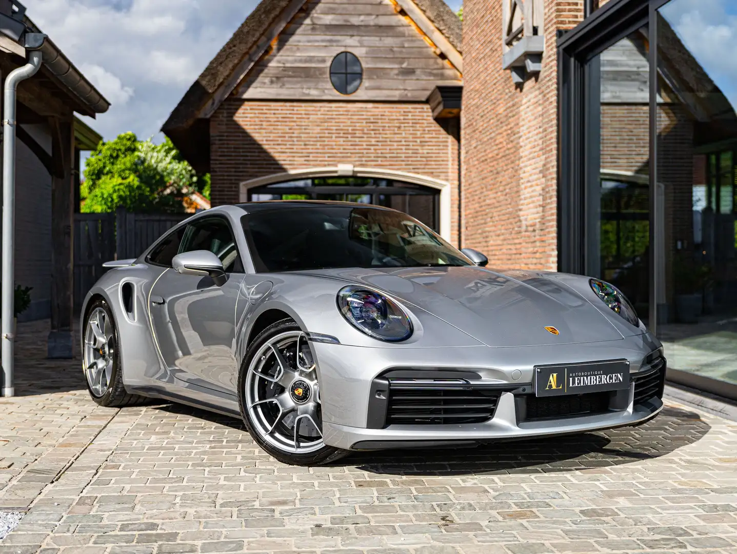Porsche 992 911 Turbo S / Sportuitlaat / Burmester / Leder 930 Zilver - 2