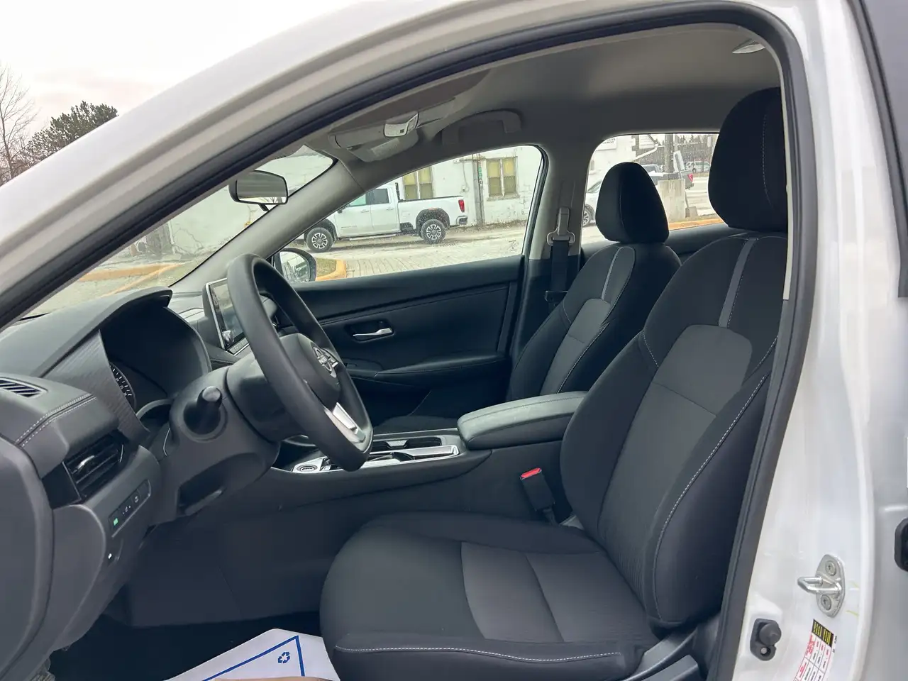 Nissan Sentra снимка Nissan Sentra