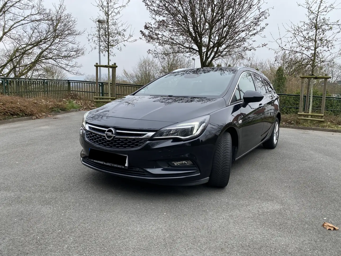 Opel Astra 1.6 BiTurbo CDTI Start/Stop Sports Tourer Active Negru - 2