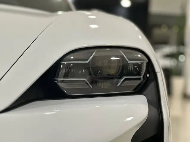 Porsche Taycan view 7
