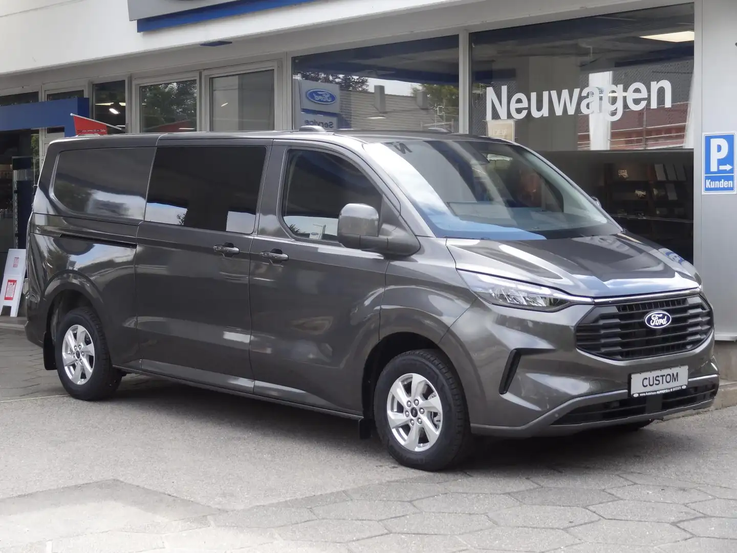 Ford Transit Custom 320 L2H1 MULTICAB Limited AHK SHZ Gris - 2