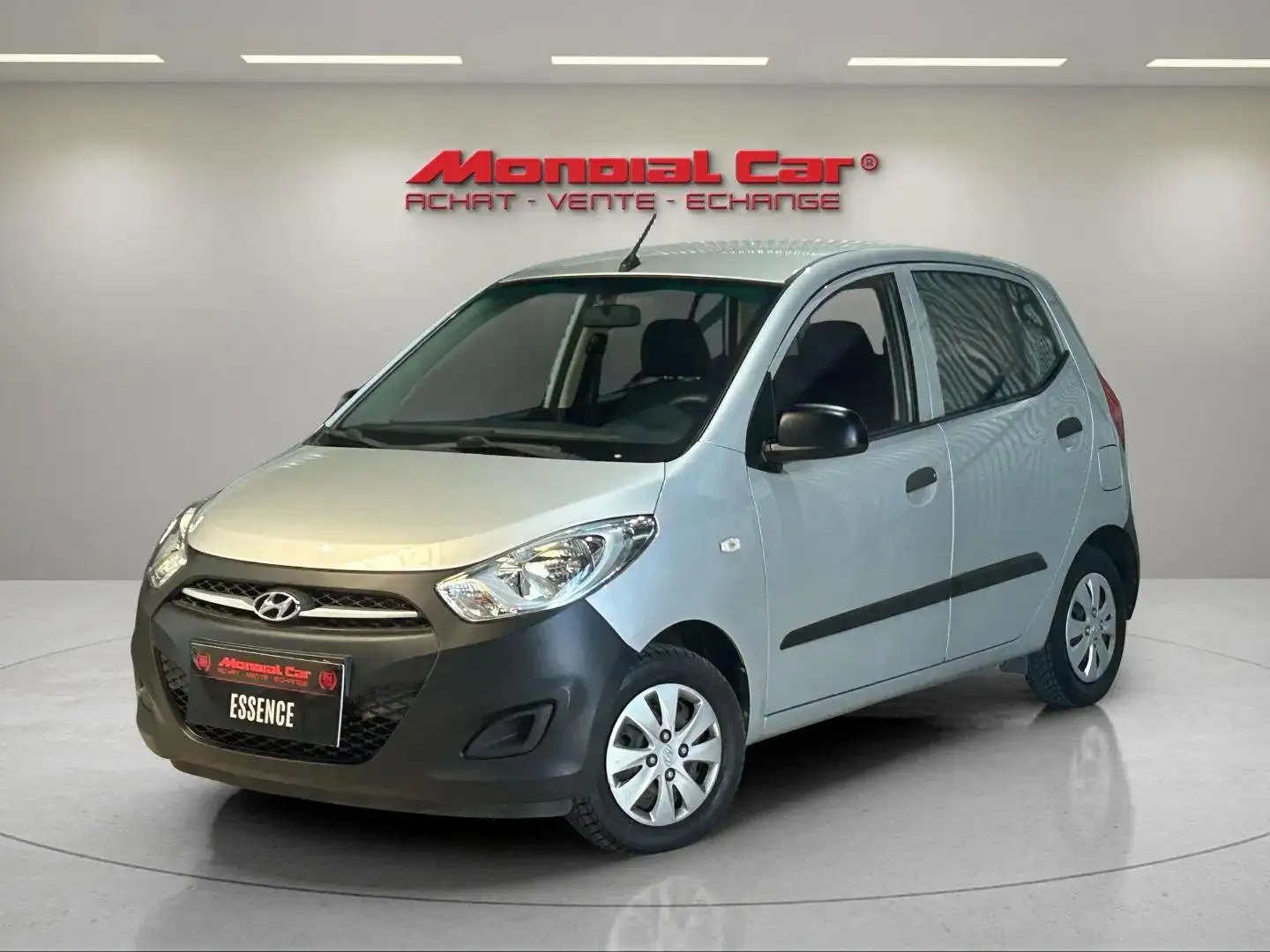 Hyundai i10 1.1i Comfort BlueDrive * USB * RADIO* GARANTIE * Gris - 1