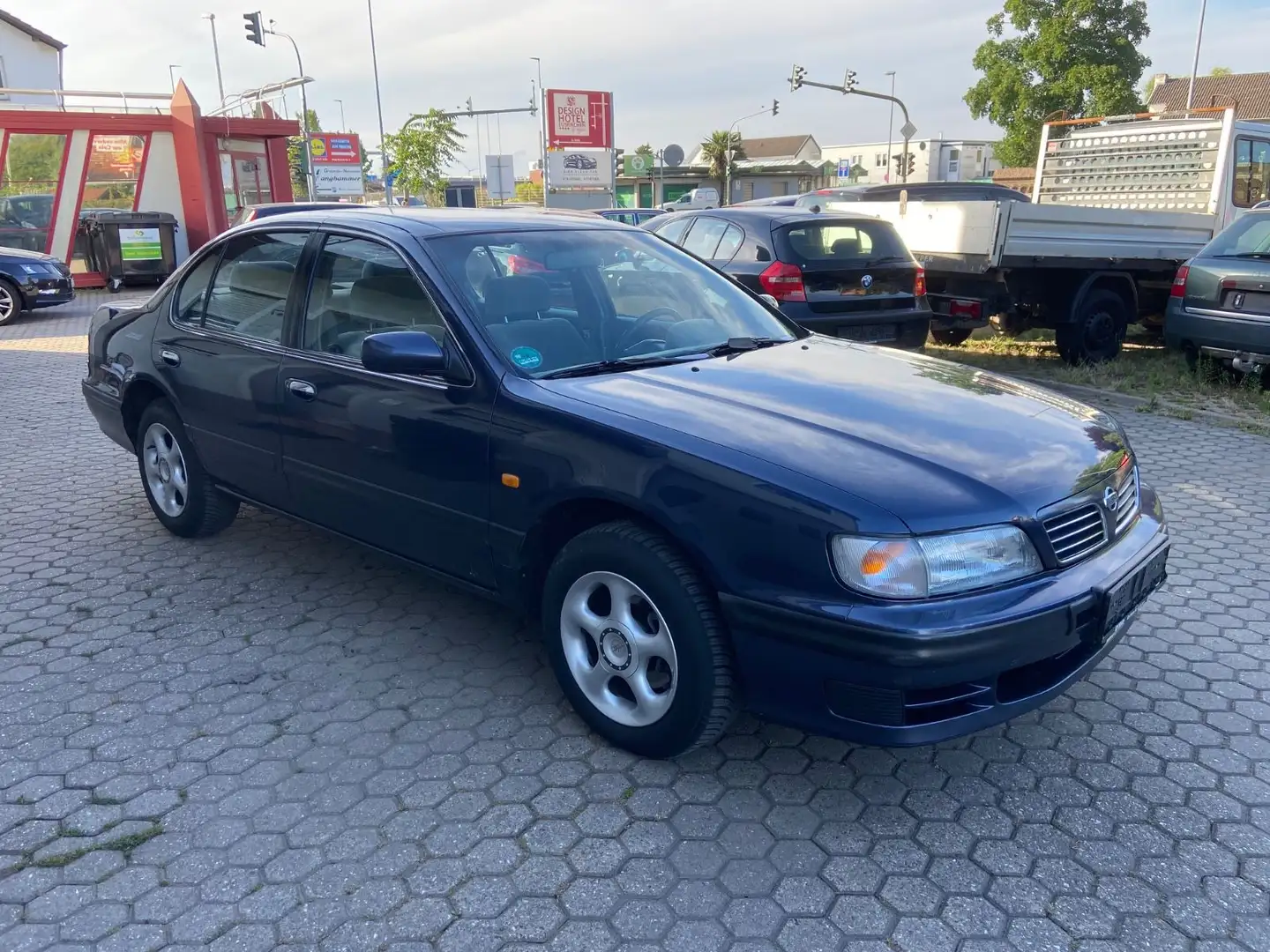 Nissan Maxima Nissan Maxima QX V6 24V   TÜV Neu Klima AHK Azul - 2