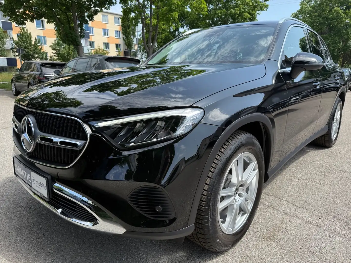 Mercedes-Benz GLC 200 4Matic Avant AUT~Kam~Distr~MBUX~AHK~Ambi Schwarz - 1