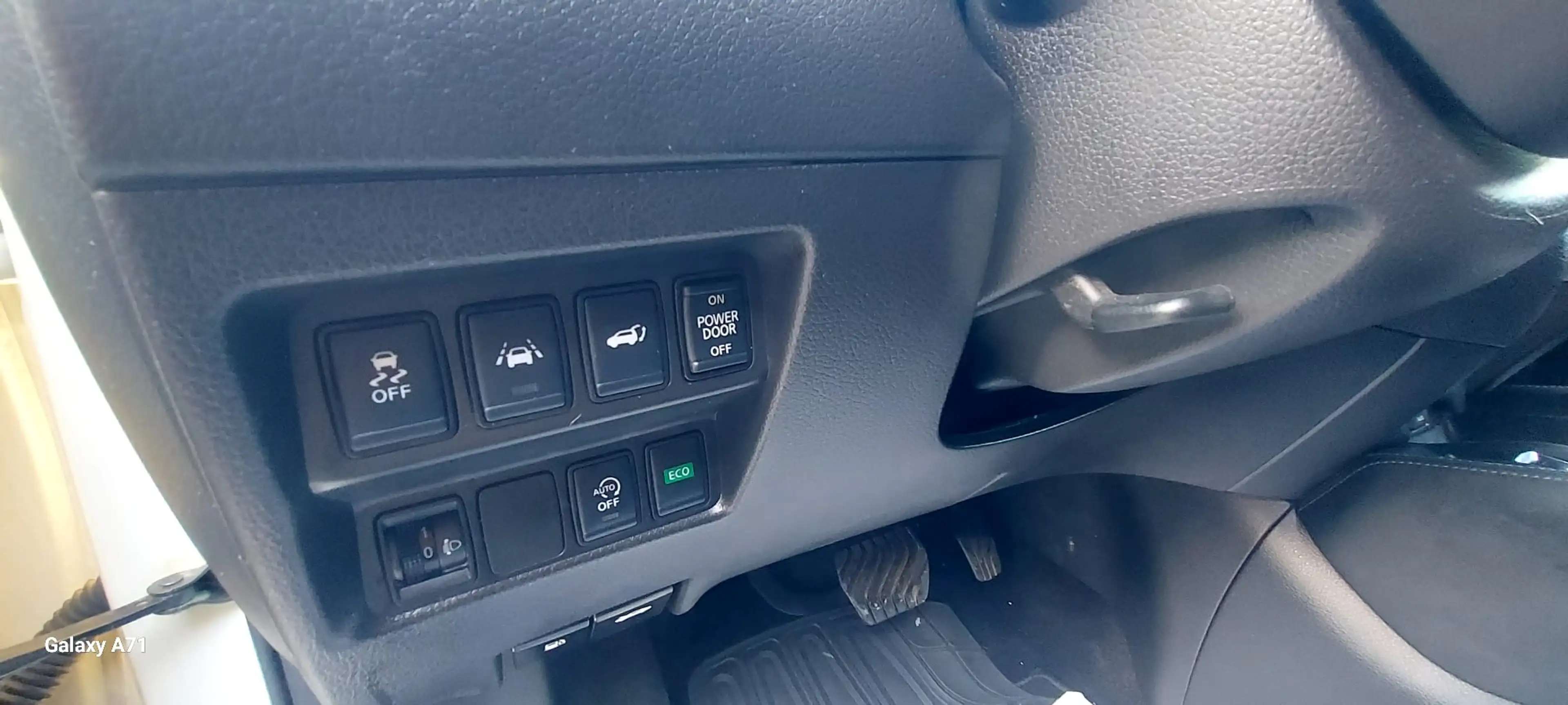 Nissan X-Trail X-Trail 1.7 dCi 2WD N-Tec Xtronic — photo 9