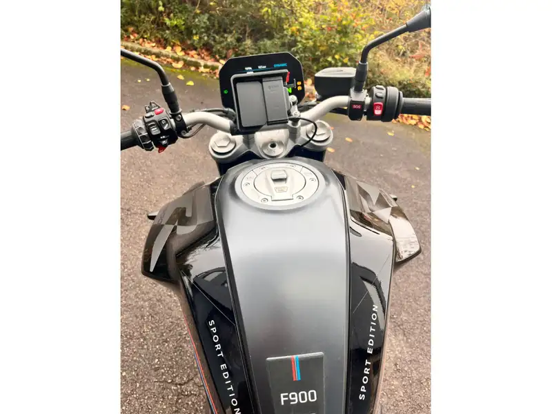 BMW F 900 R - foto 7