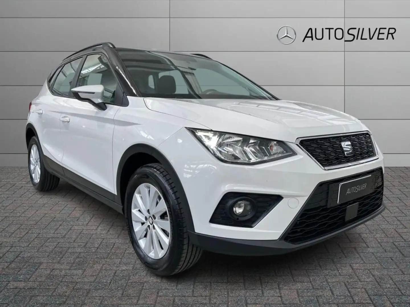 SEAT Arona 1.6 TDI 95 CV Style Bianco - 1