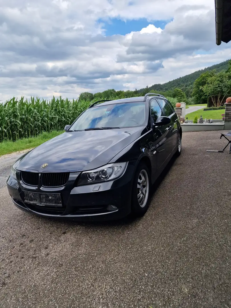 BMW 318 318d Touring - 1