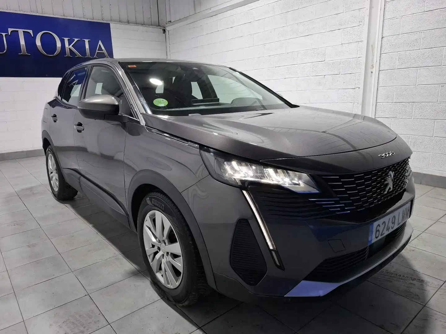 Peugeot 3008 1.6 BlueHDi Active 120 Grijs - 2