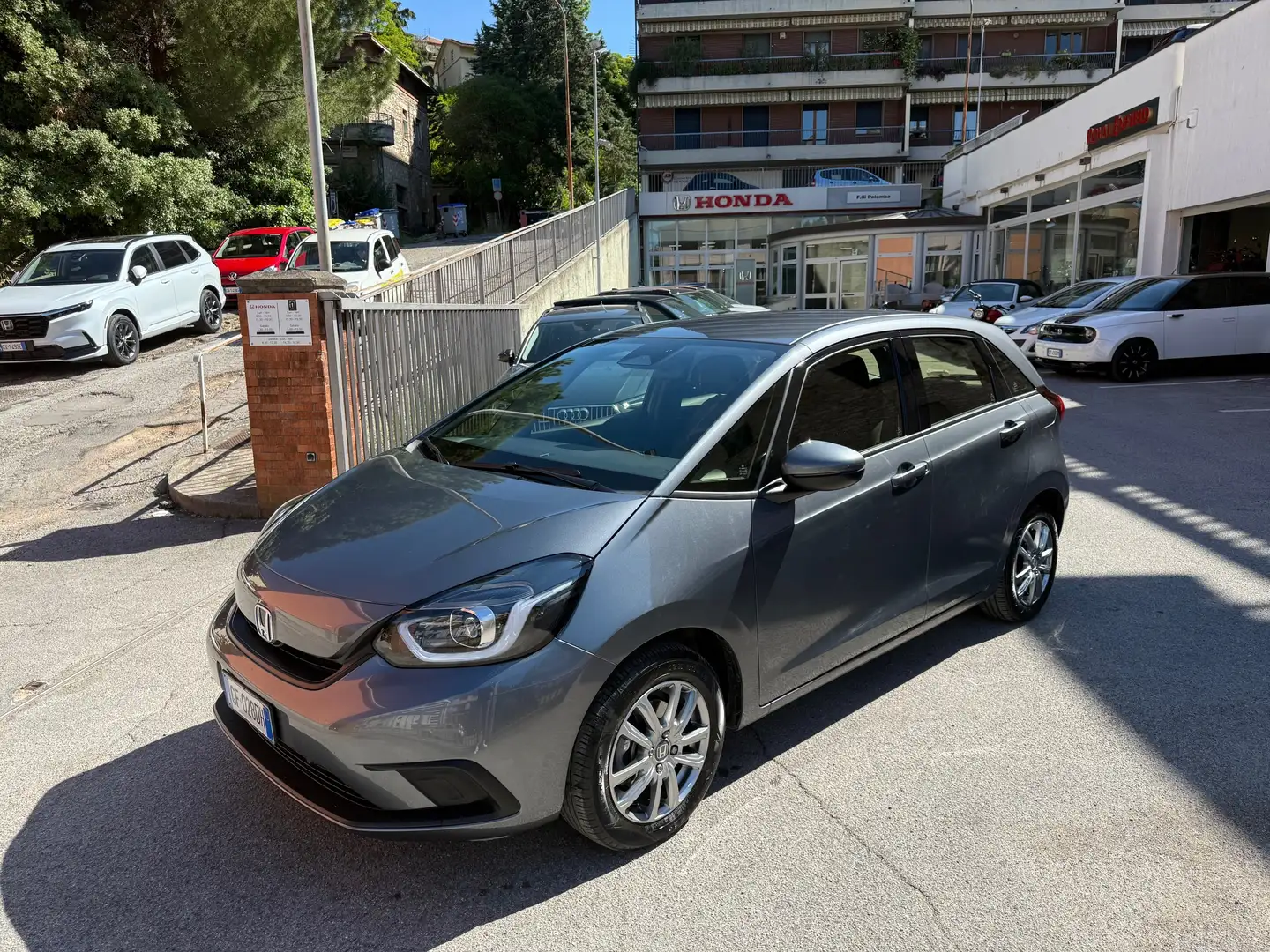 Honda Jazz Jazz 1.5 hev Comfort Plus Gris - 1