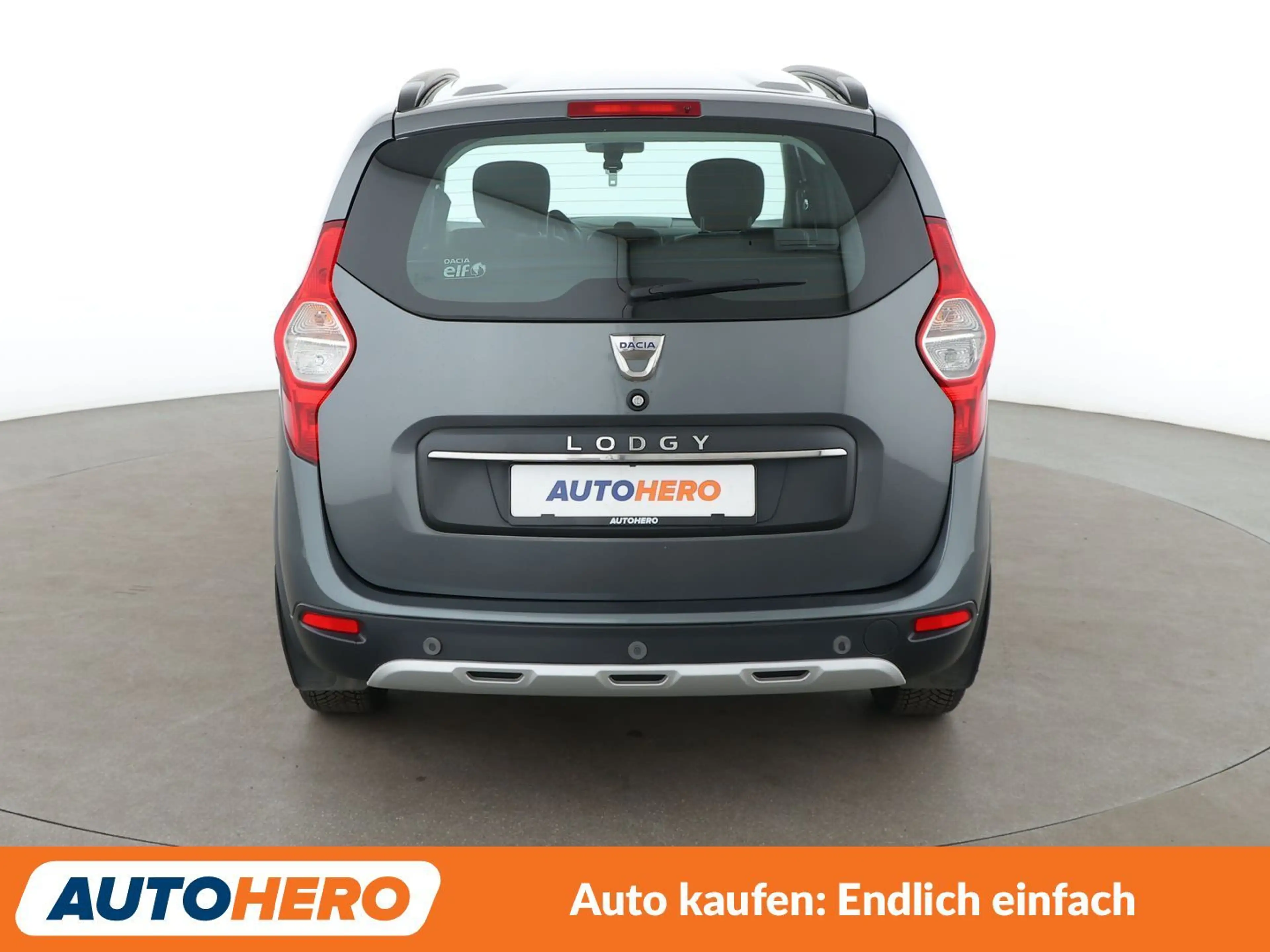 Dacia Lodgy 1.2 TCe Stepway *NAVI*PDC*SHZ*TEMPO* — photo 5