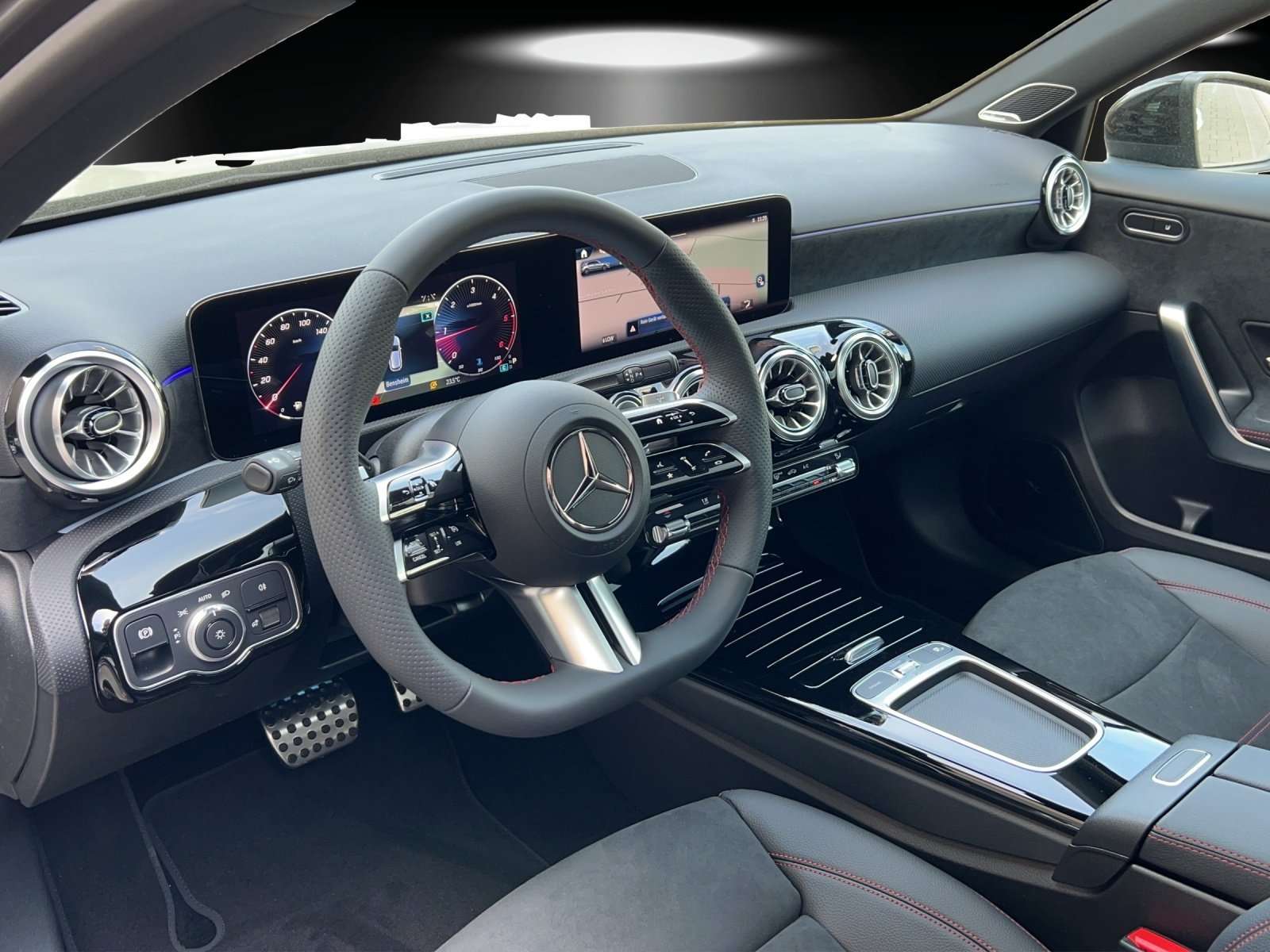 Mercedes-Benz A 220