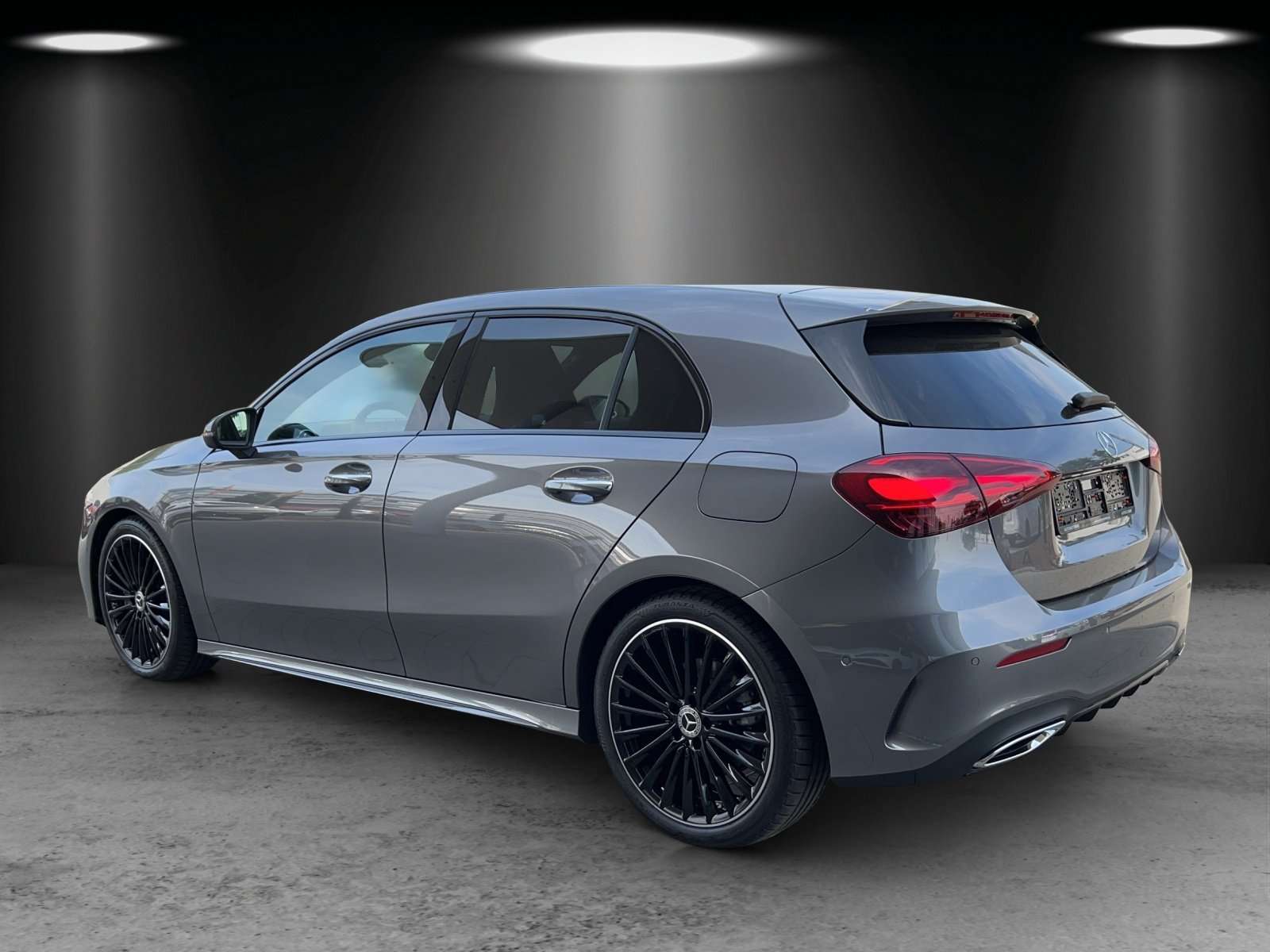 Mercedes-Benz A 220