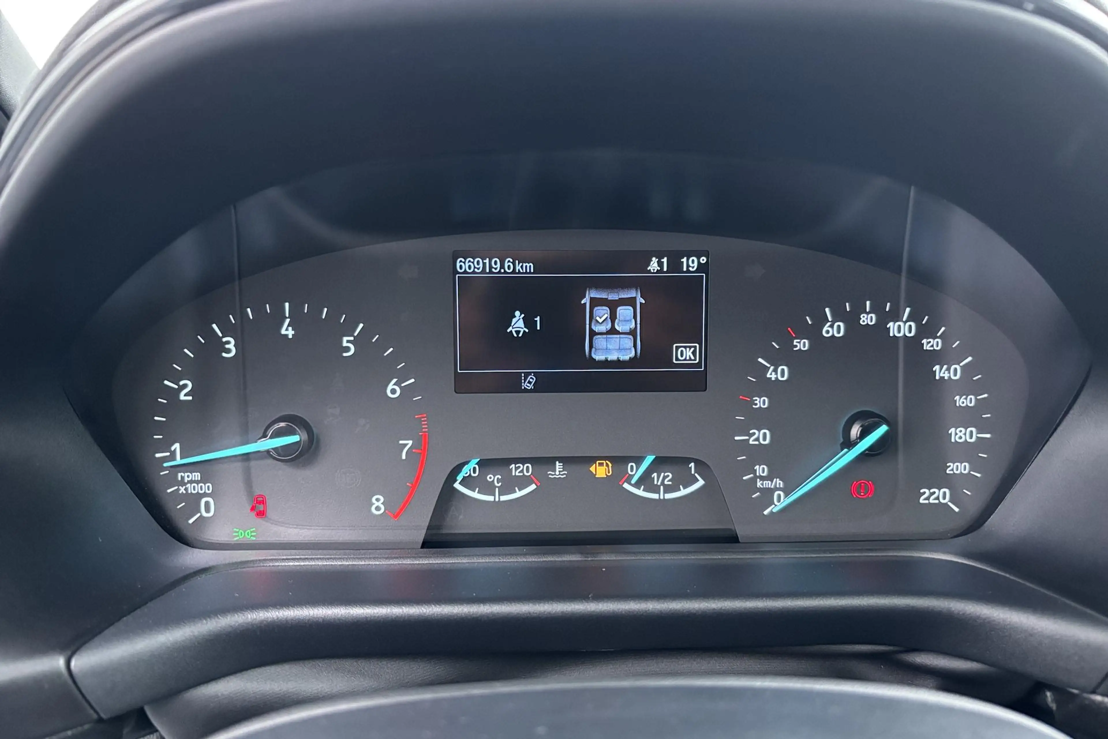 Ford Fiesta 1.0 EcoBoost ST-Line Compact, sportief en verrasse — photo 3