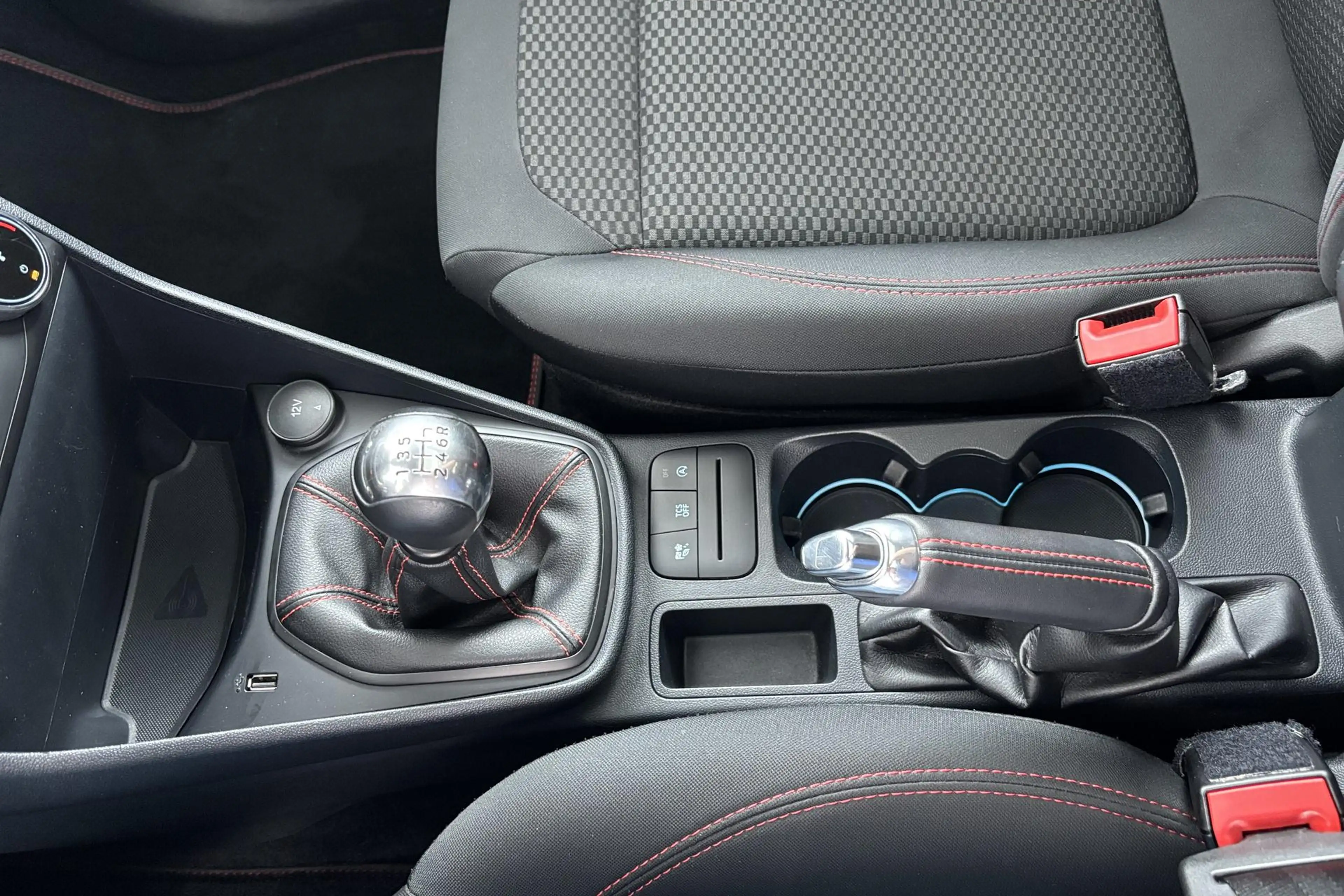 Ford Fiesta 1.0 EcoBoost ST-Line Compact, sportief en verrasse — photo 28