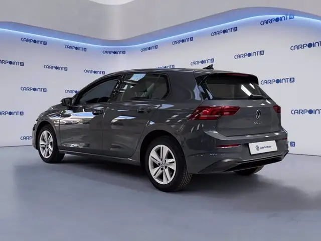 Volkswagen Golf view 4
