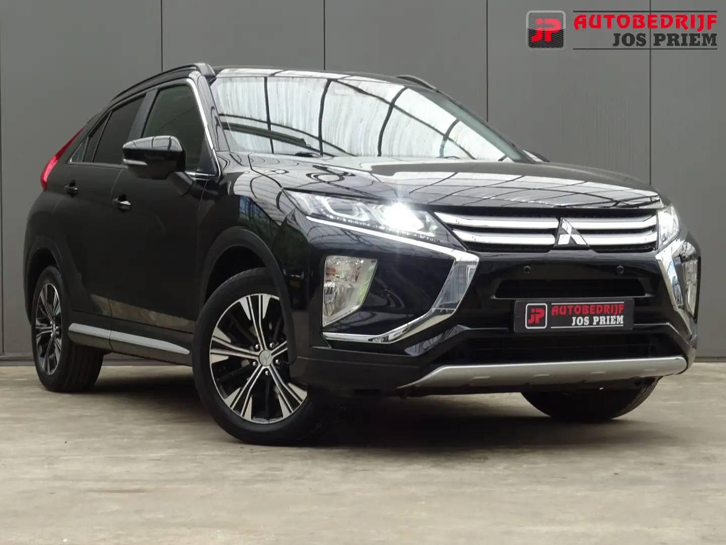 Mitsubishi Eclipse Cross 1.5 DI-T First Edition * CARPLAY * TREKHAAK !! Zwart - 2