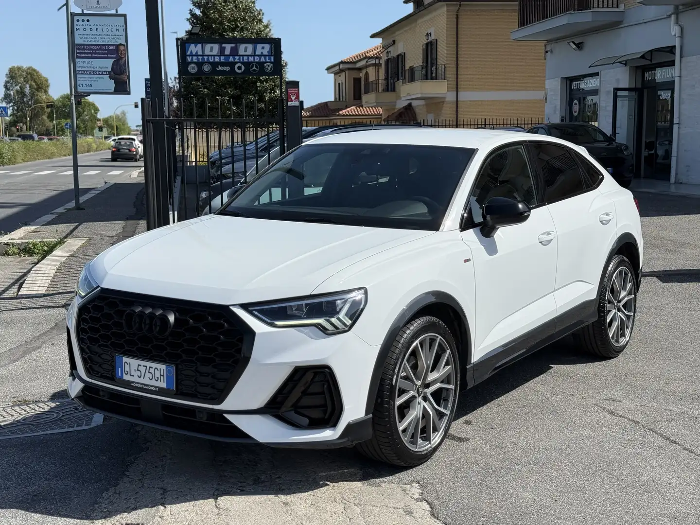 Audi Q3 Sportback 35 2.0 TDI S line edition S-tronic Uff. Blanco - 1