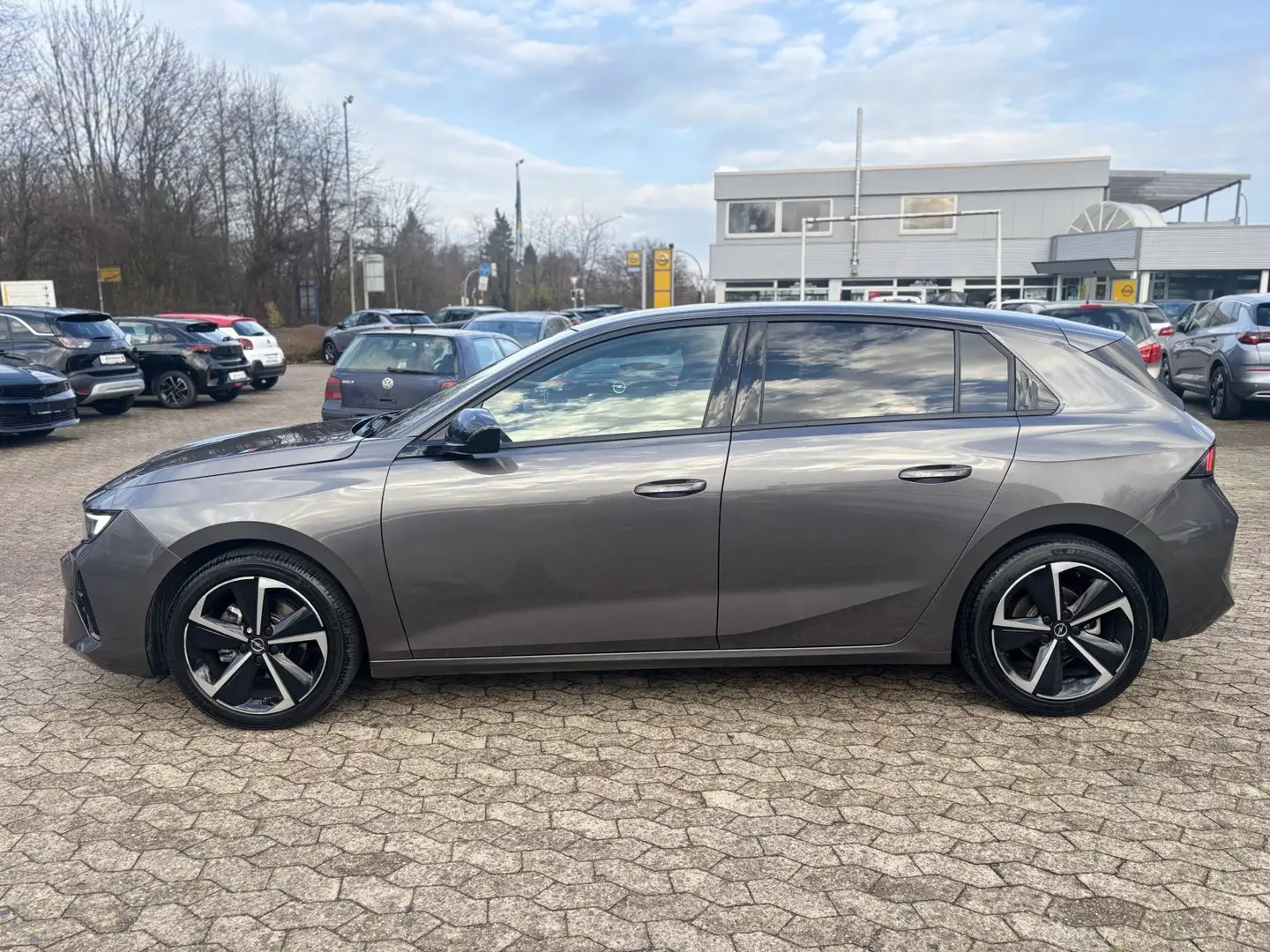 Opel Astra GS SHZ+LHZ/NAVI/PDC V+H+CAM/KLIMA AT Grau - 2
