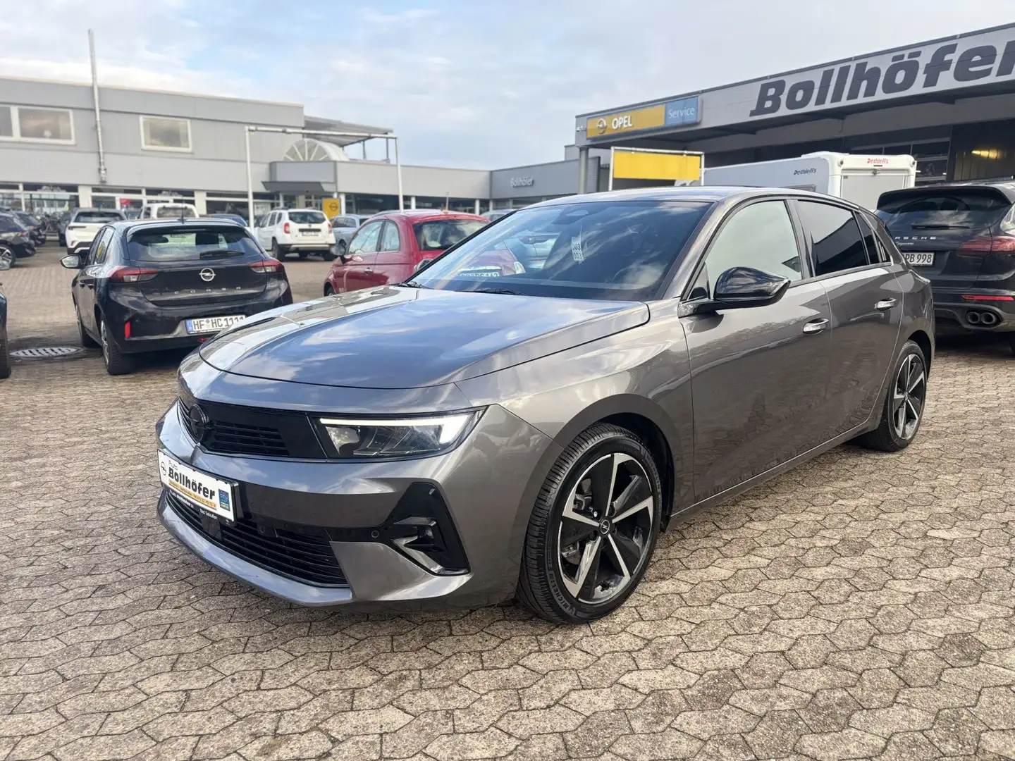 Opel Astra GS SHZ+LHZ/NAVI/PDC V+H+CAM/KLIMA AT Grau - 1