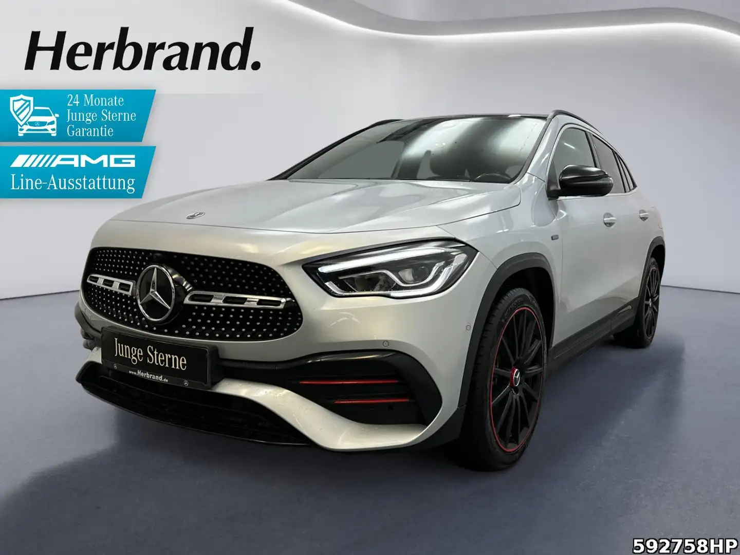 Mercedes-Benz GLA 250 e AMG Kamera Pano smartphone integr LED Silber - 1