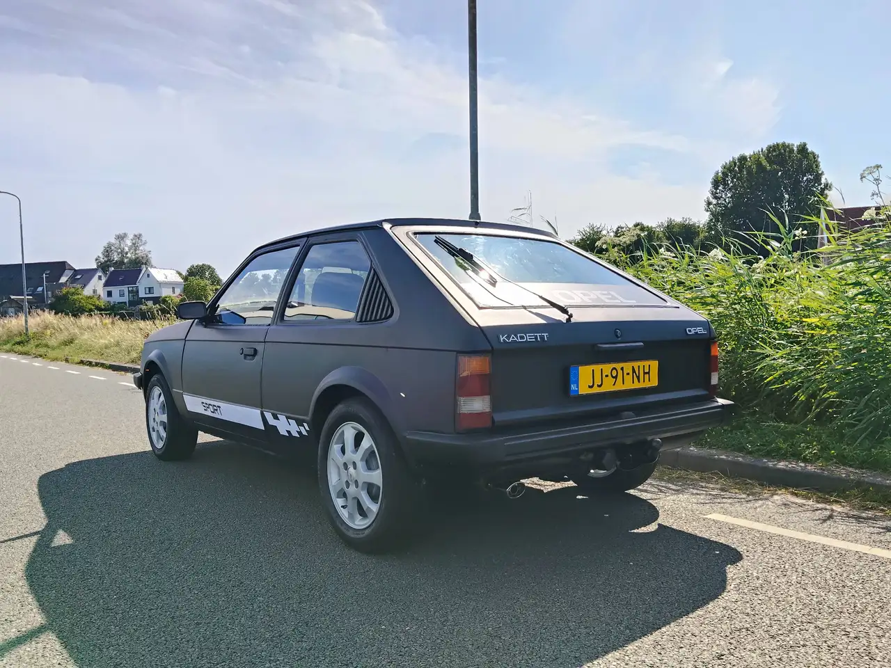 Opel Kadett 1.2S, foto 3