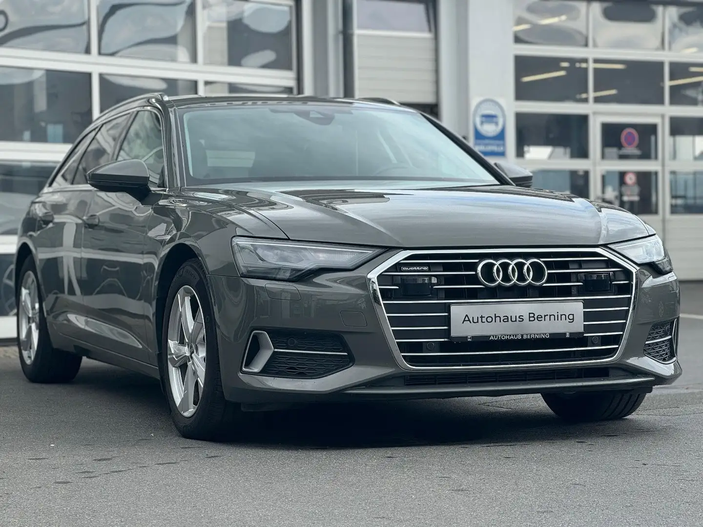 Audi A6 AVANT 40TDI QUATTRO SPORT KAMER AHK STANDHEIZ Szary - 1