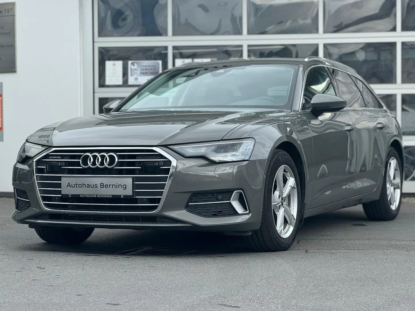 Audi A6 AVANT 40TDI QUATTRO SPORT KAMER AHK STANDHEIZ Szary - 2