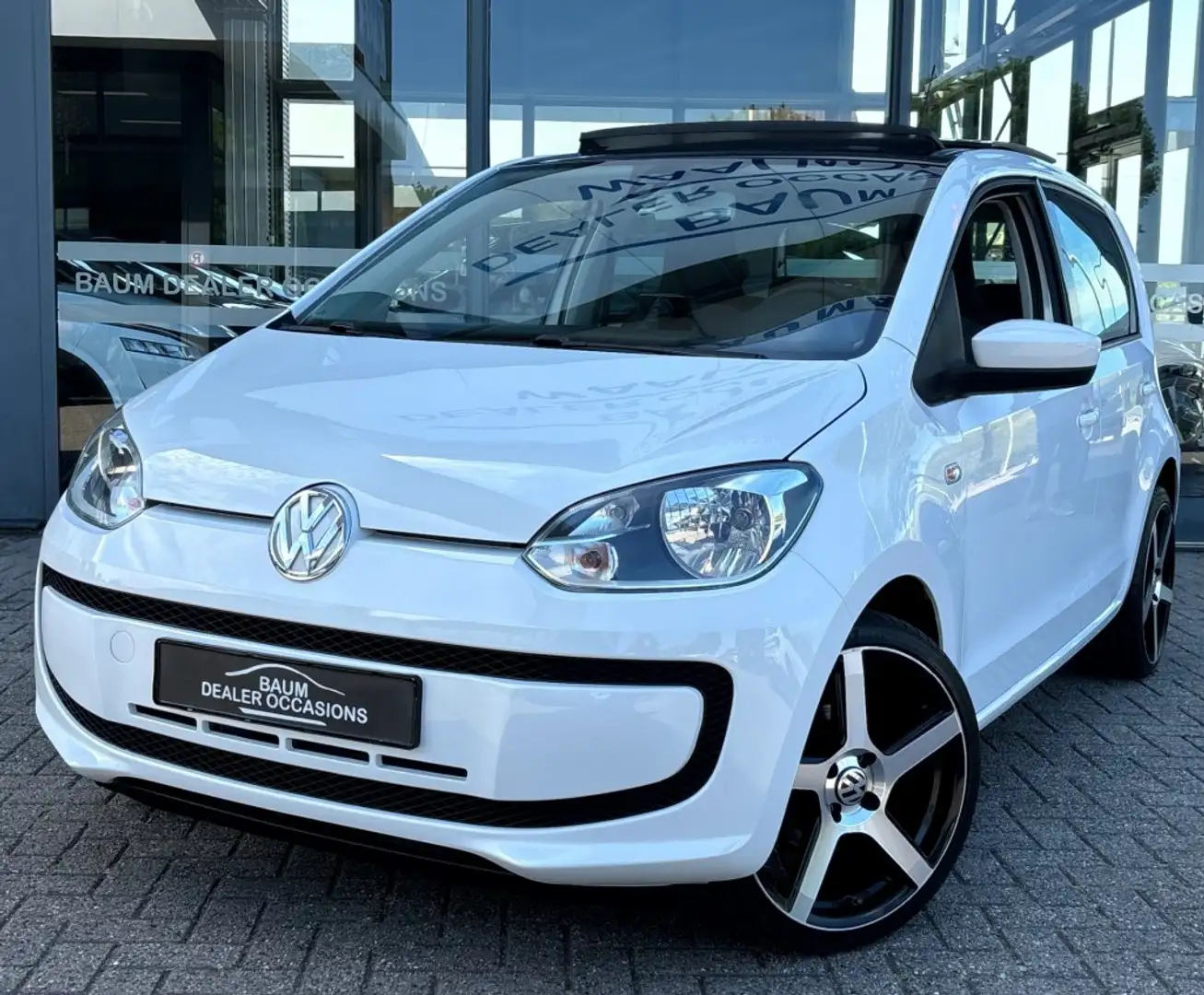 Volkswagen up! 1.0 MOVE UP! AUTOMAAT AIRCO PANORAMADAK. Wit - 1