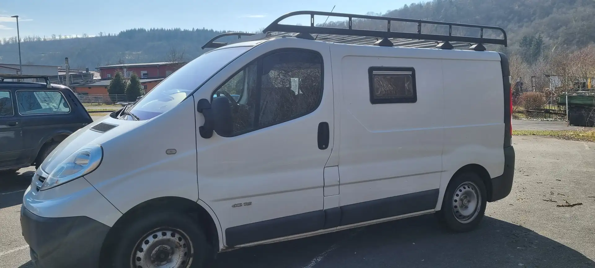 Nissan Primastar Camper, Selbstausbau, sofort einsatzbereit! Weiß - 2
