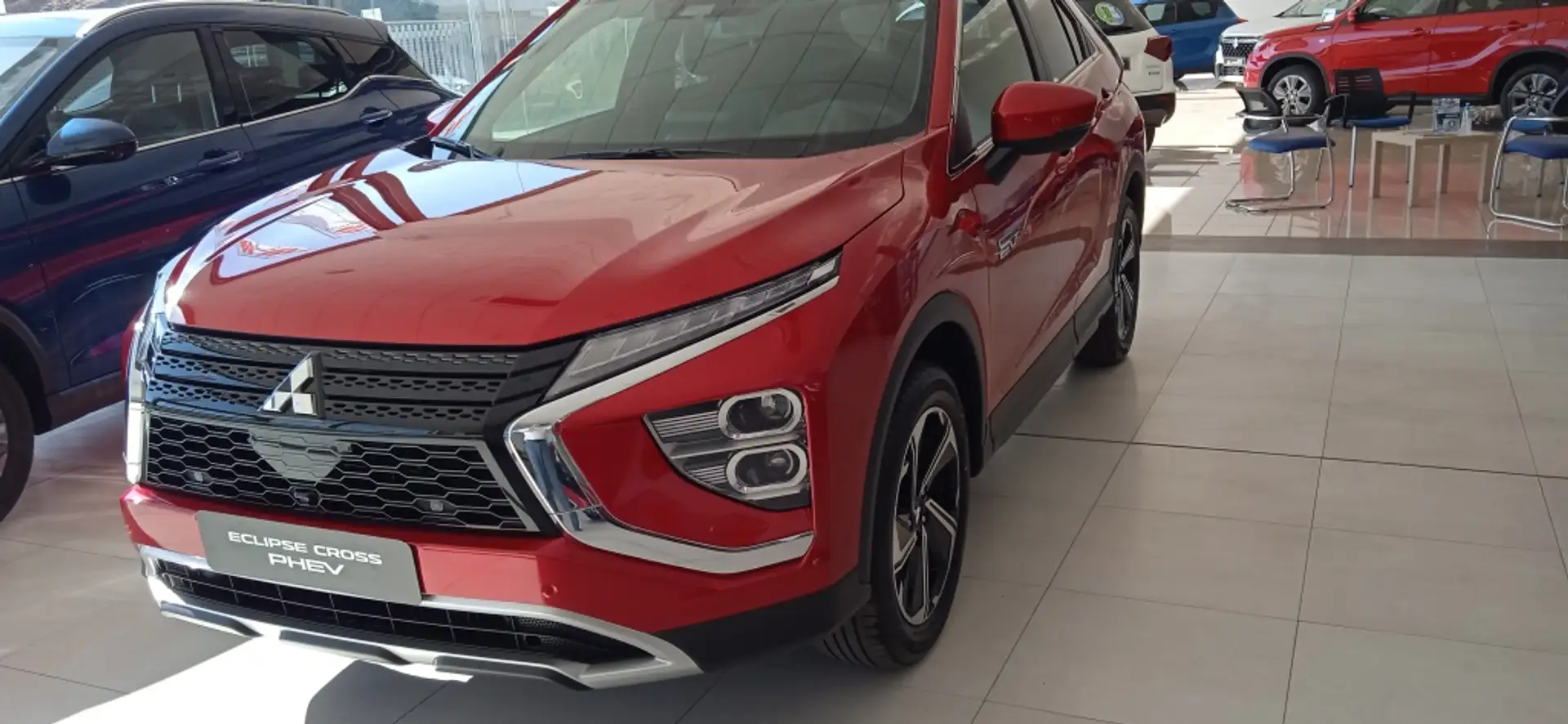 Mitsubishi Eclipse Cross PHEV Kaiteki 4WD Rojo - 1