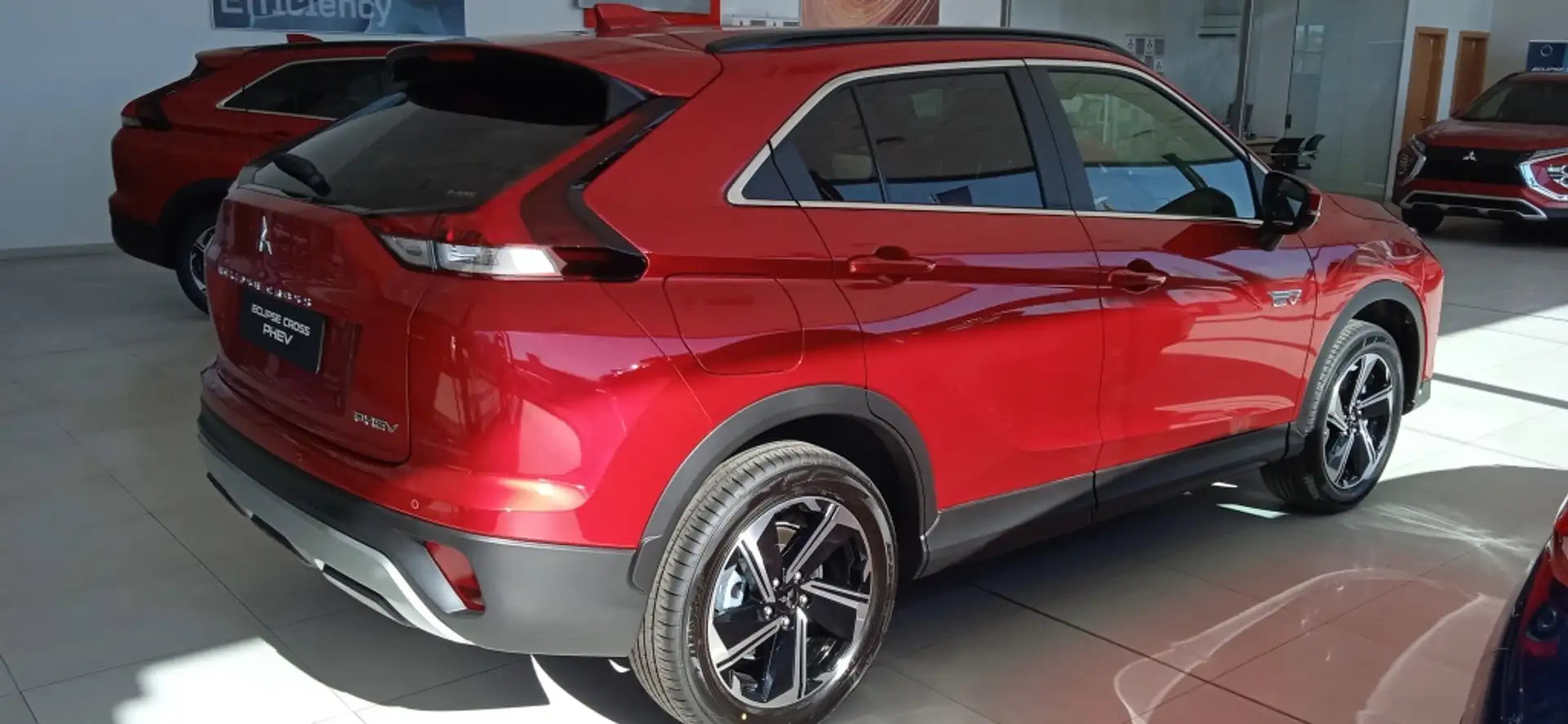 Mitsubishi Eclipse Cross PHEV Kaiteki 4WD Rojo - 2