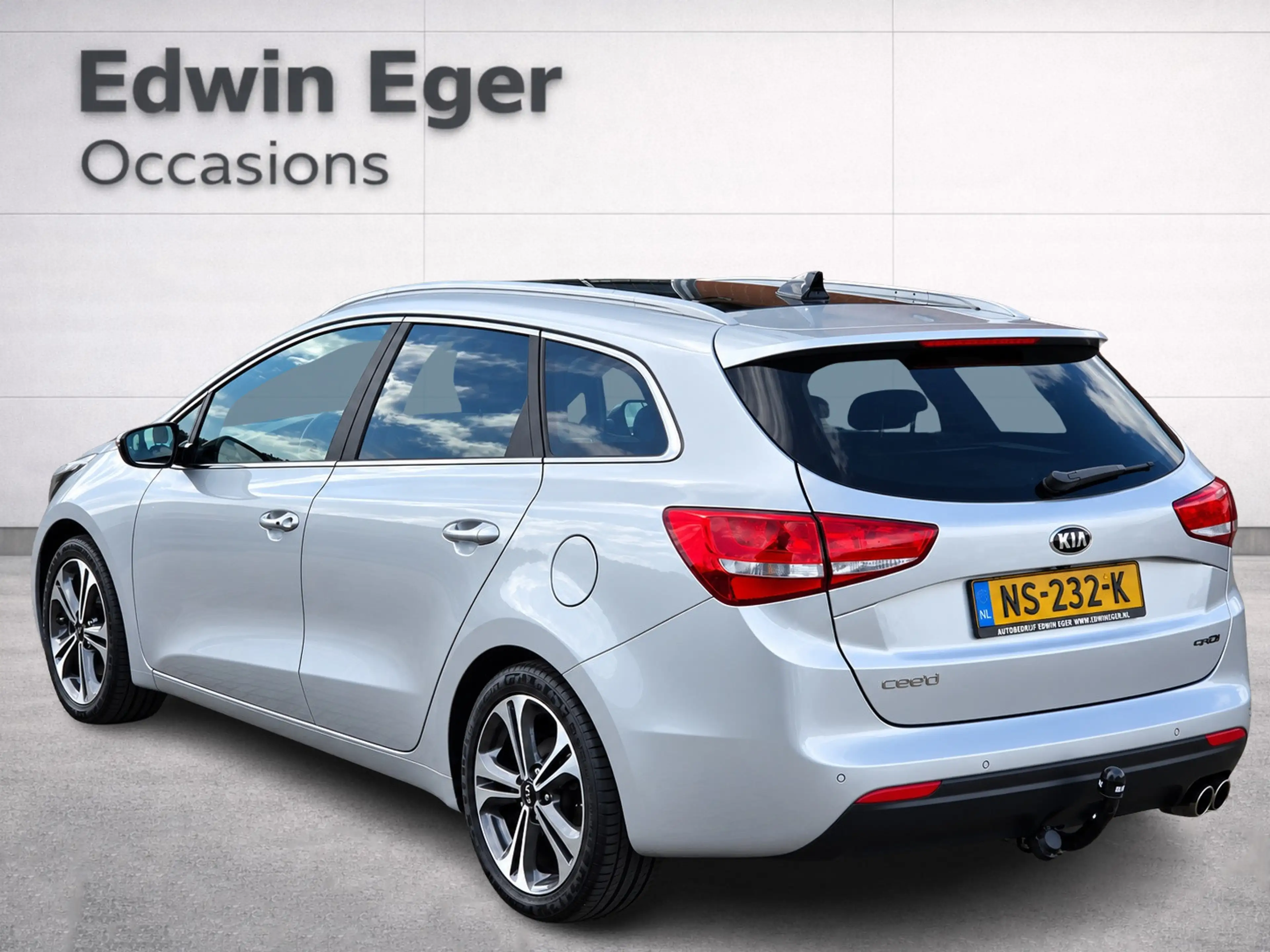 Kia Ceed SW / cee'd SW Sportswagon 1.0 T-GDi GT-Line | Panorama | Trekhaa — photo 3