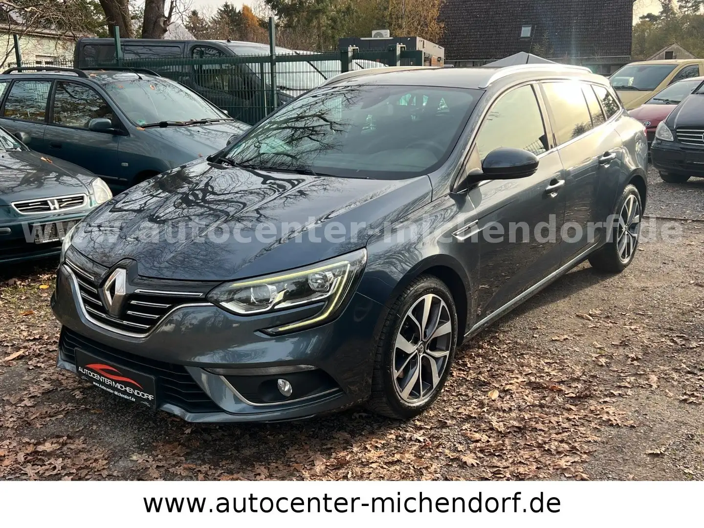 Renault Megane IV Grandtour BOSE-Edition Grau - 1