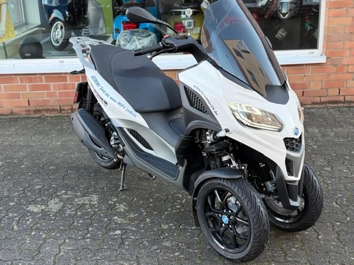 Piaggio MP3 310 ABS/ASR Vorführroller  m. Auto FS fahrbar !! Blanco - 1