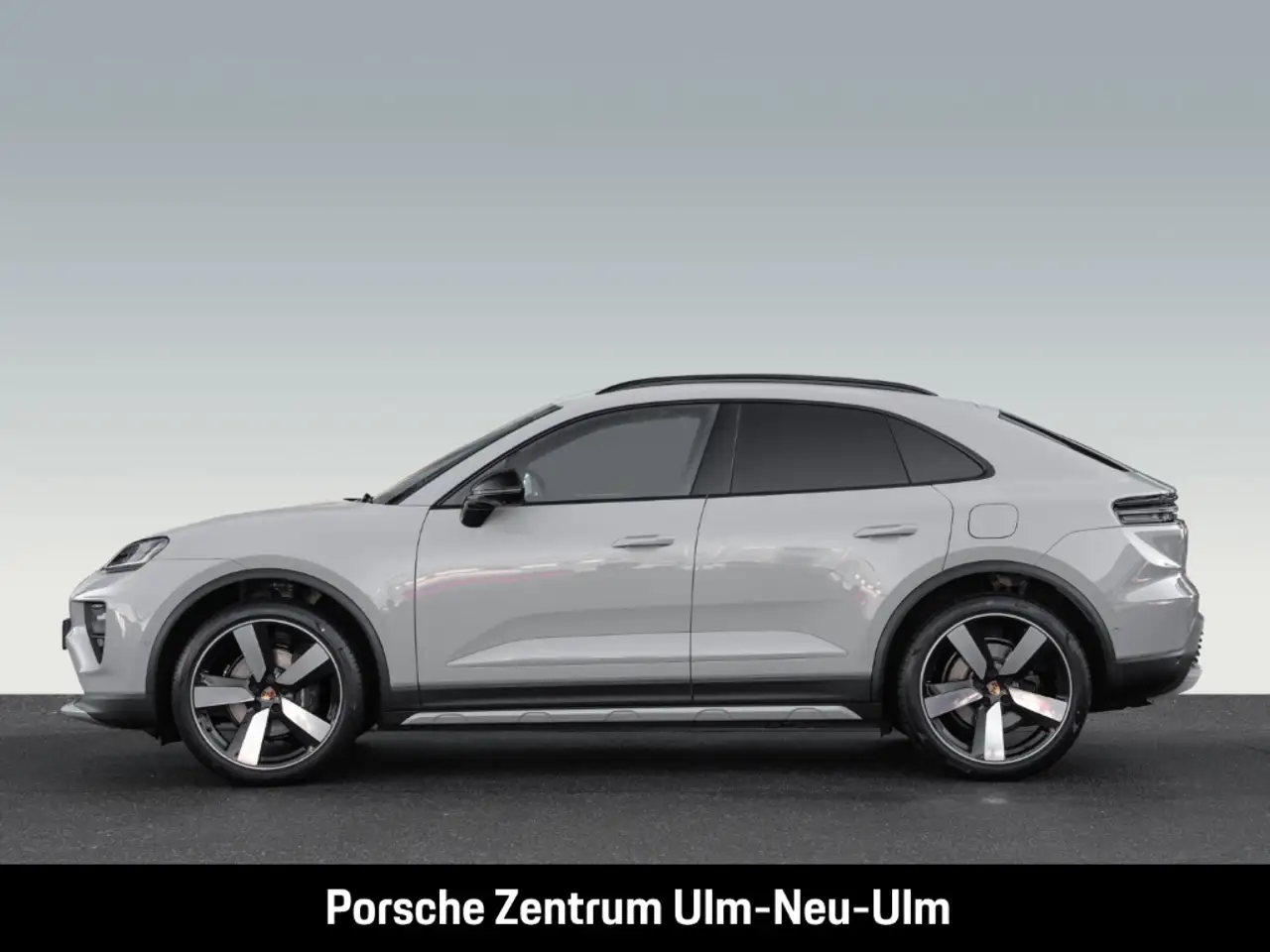 Porsche Macan 4 Head-Up Surround-View BOSE Luftfederung 2