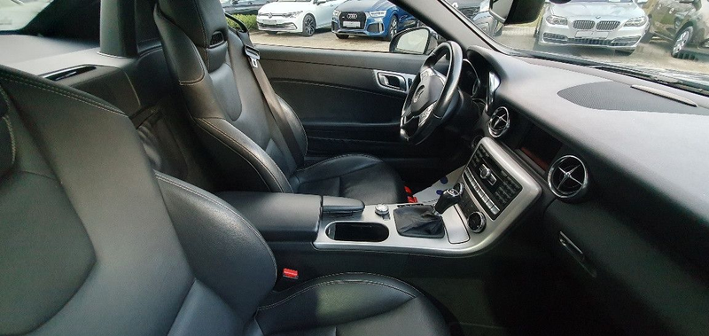 Mercedes-Benz SLK 250 SLK Roadster Standheizung Pano Navi SH ! — photo 10