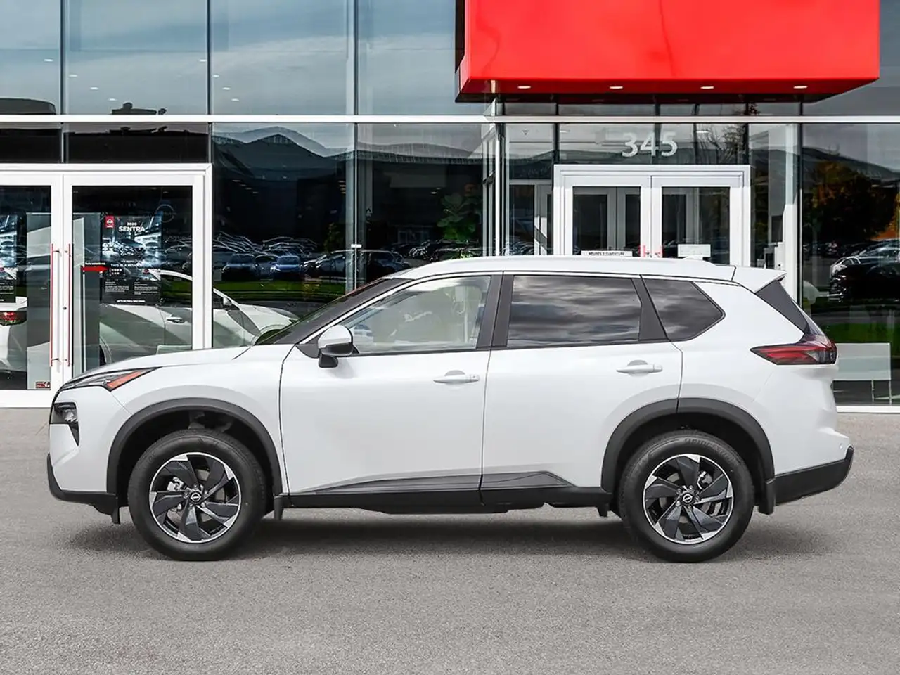 Nissan Rogue снимка Nissan Rogue