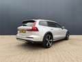 Volvo V60 Cross Country 2.0 D4 AWD Intro Edition / pano / trekhaak / acc Grau - thumbnail 9