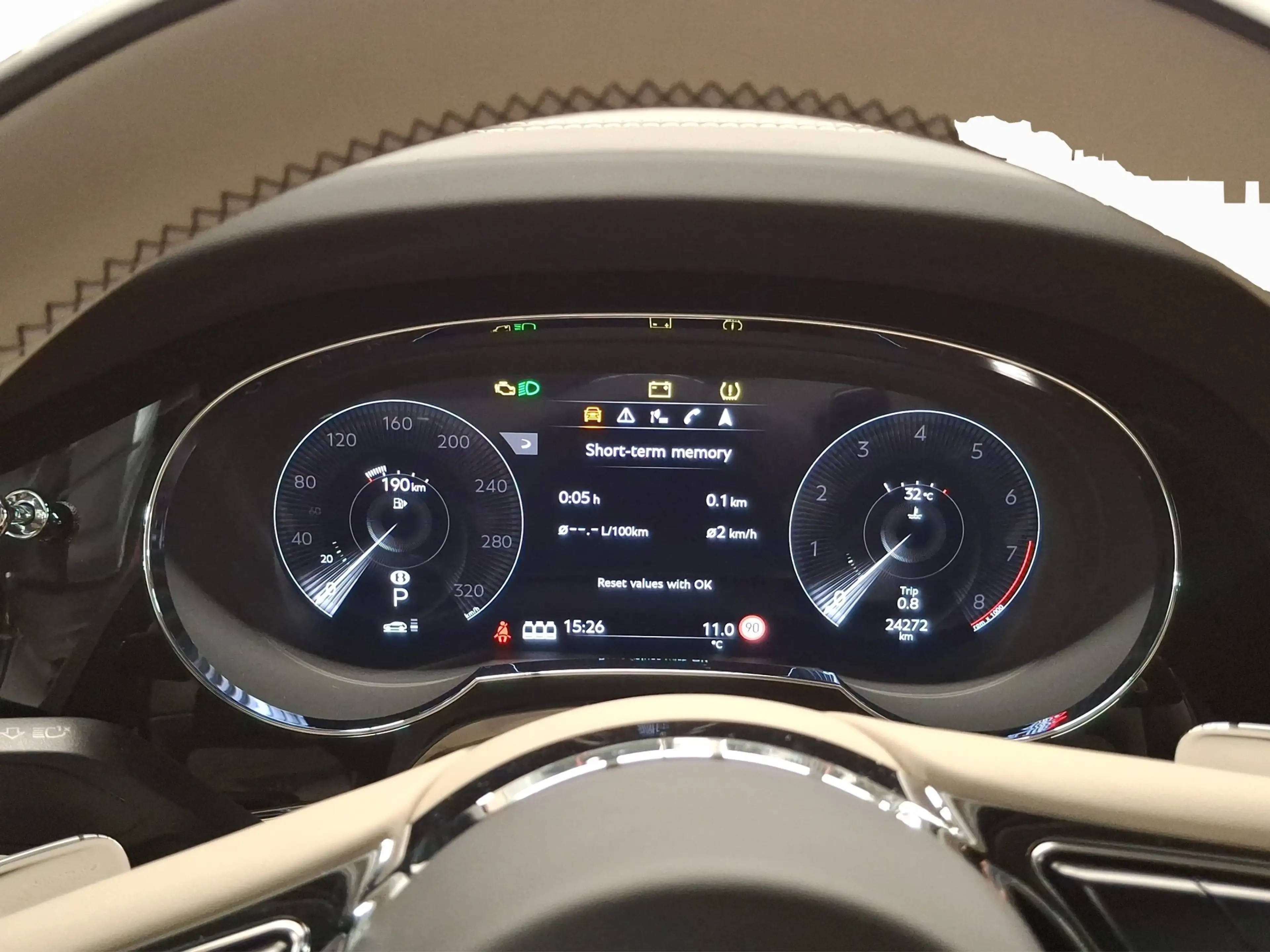 Bentley Bentayga V8 Azure — photo 11