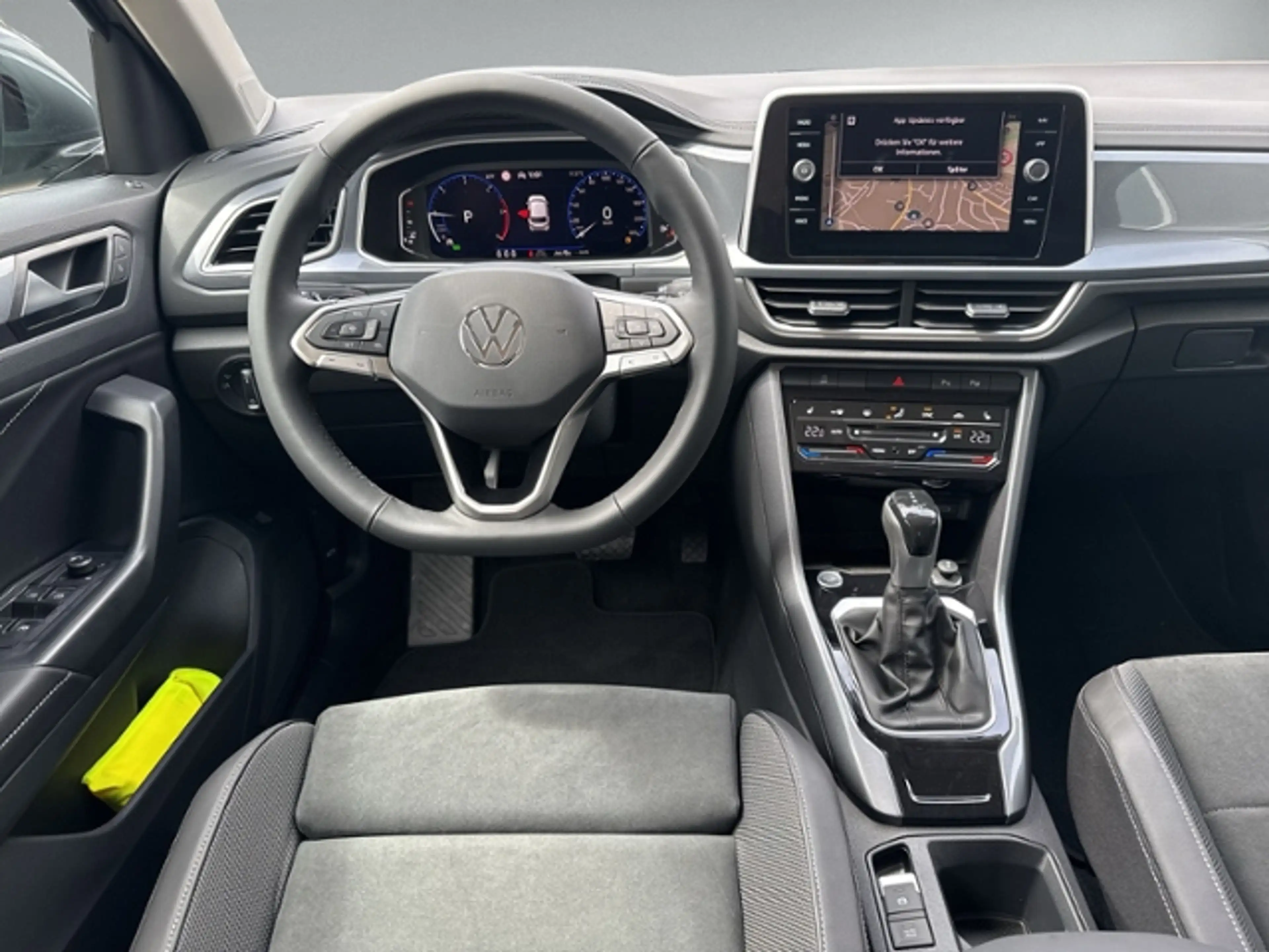 Volkswagen T-Roc 2.0 TDI DSG STYLE+elek.HECK+AHK+IQ.LIGHT+N — photo 14