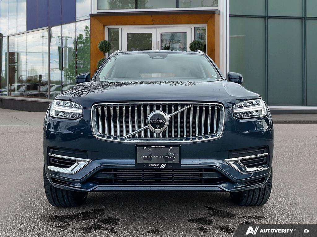 2024 Volvo XC90 T8 Ultimate Bright Theme alt 2