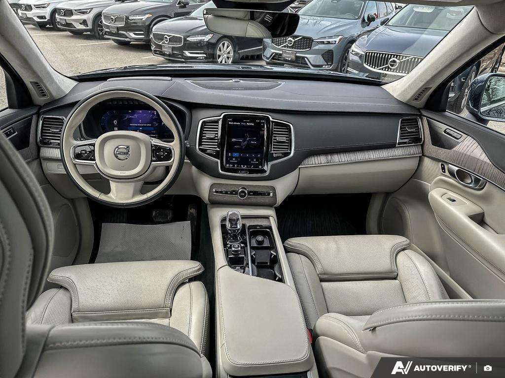 2024 Volvo XC90 T8 Ultimate Bright Theme thumb 23