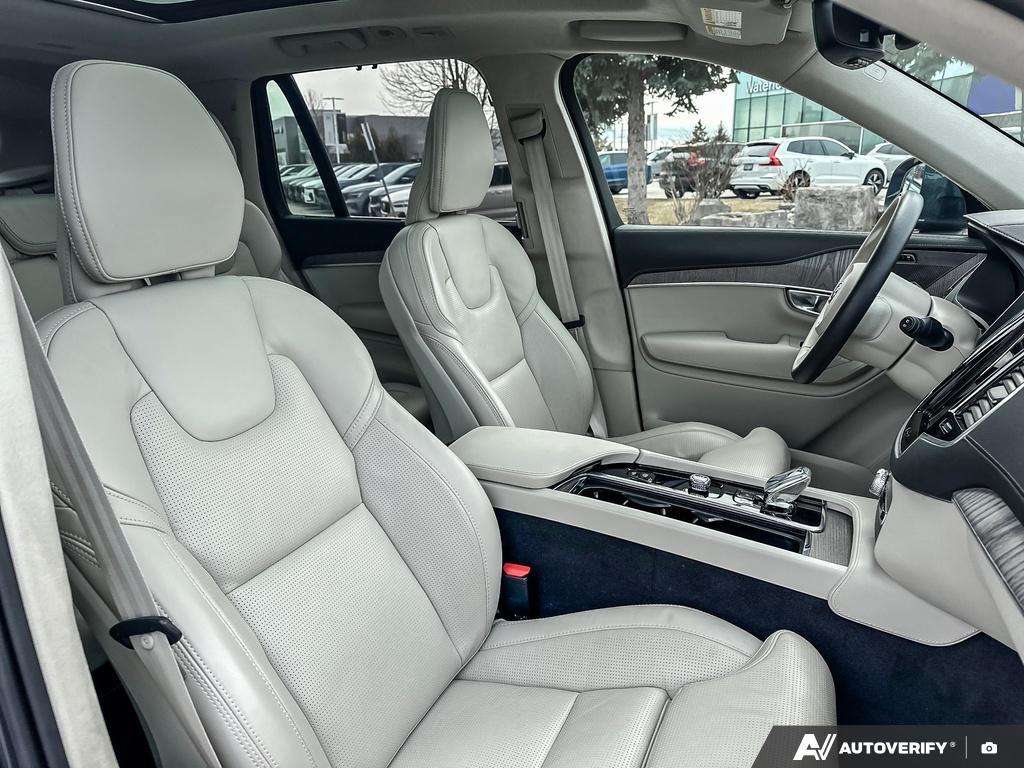 2024 Volvo XC90 T8 Ultimate Bright Theme thumb 21