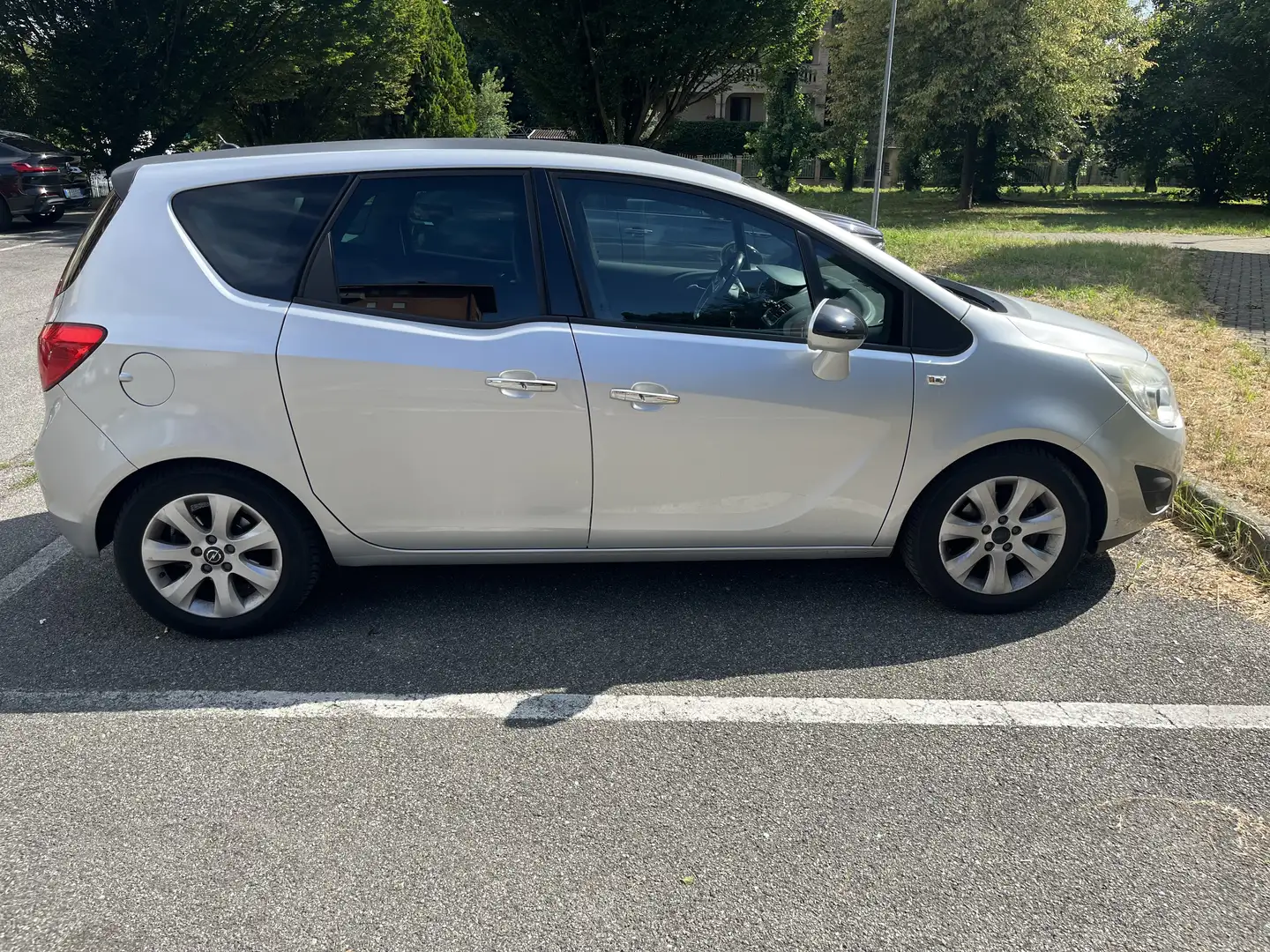 Opel Meriva 1.4t Cosmo 120cv - 2